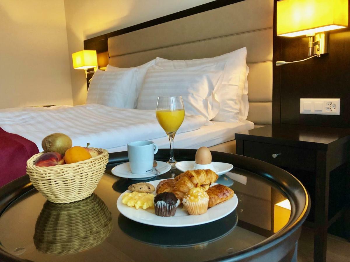Hotel La Prairie, Swiss Bike Hotel Yverdon-les-Bains Ngoại thất bức ảnh